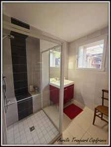 Maison CLIMATISEE, à vendre 7 pièces FONTENET (17) belle CHARENTAISE avec chambre et bureau au rez-de-chaussée. 