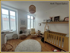 Maison de ville familiale (114m²) à vendre 6 pièces SAINT JEAN D'ANGELY (17) avec TERRASSE et JARDIN -parcelle 100m².