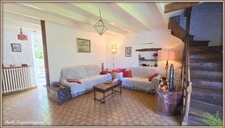 VILLAGE HOUSE for sale, 7 rooms including 5 BEDROOMS, LOULAY (17) with OUTBUILDINGS (garage 54m² + covered area)