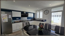 Ensemble immobilier à vendre 14 pièces LES EGLISES D'ARGENTEUIL (17)- maison principale + gîte + dépendances