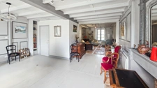 Character house for sale 4 rooms VARAIZE (17) WITH OUTBUILDINGS, BARNS