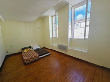 immeuble à vendre SAINT JEAN D'ANGELY (17) 98m² 2 logements loués