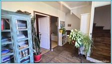 VILLAGE HOUSE for sale, 7 rooms including 5 BEDROOMS, LOULAY (17) with OUTBUILDINGS (garage 54m² + covered area)