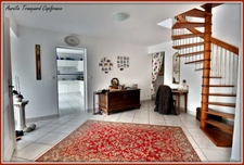 Maison à vendre 6 pièces de  PLAIN-PIED sur une parcelle d'environ 5940m² avec 3 suites parentales.