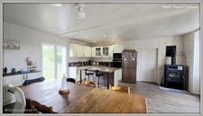 Maison FAMILIALE à vendre 8 pièces (226m²) à SAINT PIERRE DE JUILLERS (17) sur plus d'1 hectare de terrain avec HANGAR et DEPENDANCES
