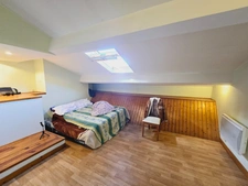 immeuble à vendre SAINT JEAN D'ANGELY (17) 98m² 2 logements loués