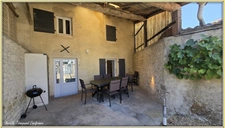 Ensemble immobilier à vendre 14 pièces LES EGLISES D'ARGENTEUIL (17)- maison principale + gîte + dépendances