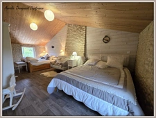 Maison à vendre 4 pièces ANTEZANT LA CHAPELLE (17) LONGERE/ maison charentaise avec dépendances