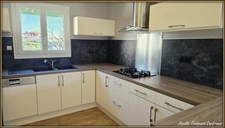 Maison PLAIN-PIED à vendre 4 pièces SAINT SAVINIEN (17) proche COMMODITES avec GARAGE