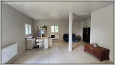 Maison FAMILIALE à vendre 8 pièces (226m²) à SAINT PIERRE DE JUILLERS (17) sur plus d'1 hectare de terrain avec HANGAR et DEPENDANCES