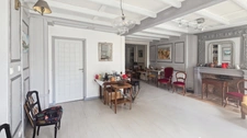 Character house for sale 4 rooms VARAIZE (17) WITH OUTBUILDINGS, BARNS