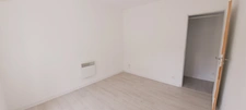 Dpt Charente Maritime (17), à vendre MATHA centre ville maison P4   