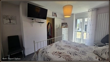 Ensemble immobilier à vendre 14 pièces LES EGLISES D'ARGENTEUIL (17)- maison principale + gîte + dépendances