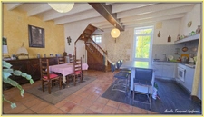 VILLAGE HOUSE for sale, 7 rooms including 5 BEDROOMS, LOULAY (17) with OUTBUILDINGS (garage 54m² + covered area)