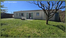 Maison PLAIN-PIED à vendre 4 pièces SAINT SAVINIEN (17) proche COMMODITES avec GARAGE