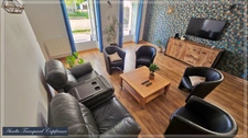 Maison à vendre 6 pièces VARAIZE (17) avec vie PLAIN-PIED possible - GRAND GARAGE - LUMINEUSE