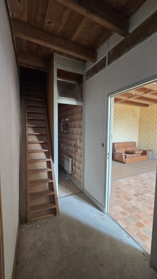 Maison à vendre 2 pièces 48m² LA BROUSSE (17) avec potentiel d'agrandissement.