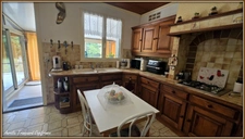 House for sale, 5 rooms, VARAIZE (17), single-storey on 2383m² of fully enclosed land