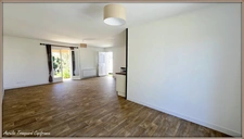 Maison PLAIN-PIED à vendre 4 pièces SAINT SAVINIEN (17) proche COMMODITES avec GARAGE