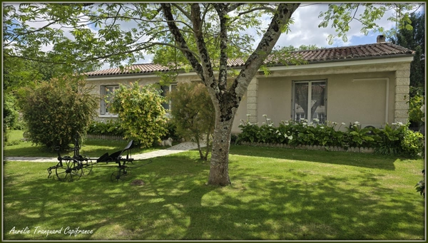 Maison AVEC CLIMATISATION à vendre 5 pièces VARAIZE (17)PLAIN PIED SUR 2383M² DE TERRAIN ENTIEREMENT CLOS