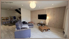 Maison à vendre 5 pièces d'environ 126m² à SAINT JEAN D'ANGELY (17) 4 chambres, 1 garage, proche centre ville, sur un terrain d'environ 400m²