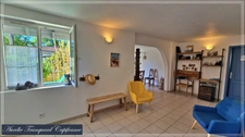 Maison à vendre 6 pièces VARAIZE (17) avec vie PLAIN-PIED possible - GRAND GARAGE - LUMINEUSE