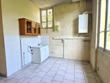 A louer - Bureaux avec parkings - 87 m² - Drap 06340