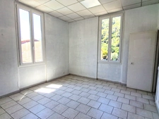A louer - Bureaux avec parkings - 87 m² - Drap 06340