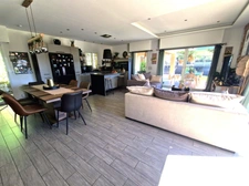 A vendre - Villa - 133 m² - La Roquette sur Var 06670