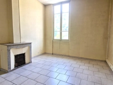 A louer - Bureaux avec parkings - 87 m² - Drap 06340