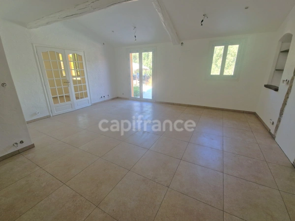 A louer, Bureaux de 90 m² avec Parkings, Plaine du Var, Nice 06200, Alpes-Maritimes