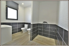 PROCHE SAINT PAUL LES DAX ( 15 mn au NORD - Commune Laluque ) - BELLE VILLA de 2023 - 161 m2 - 5 CHAMBRES
