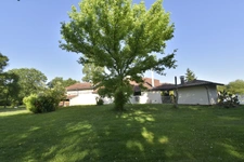NEAR DAX (5 mins) - OLD RENOVATED 18TH CENTURY FARMHOUSE - OUTBUILDINGS - SWIMMING POOL
