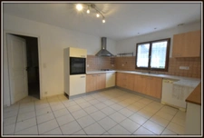 NEAR SAINT PAUL LES DAX (15 minutes north of the town of Laluque) - Single-storey house - Outbuilding  