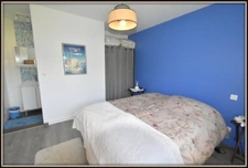NEAR DAX (10 mins EAST) - MAGNIFICENT 7-ROOM VILLA from 2007, single storey - SWIMMING POOL - 4 BATHROOMS