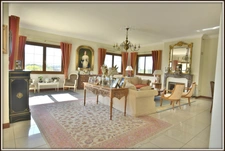 13 Ha Property - Manor House + Apartment + Horse Stables