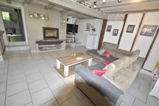 NEAR DAX (5 mins) - OLD RENOVATED 18TH CENTURY FARMHOUSE - OUTBUILDINGS - SWIMMING POOL