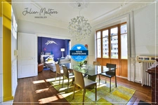 Maison bourgeoise 1920 de 210 m² habitables et ses dépendances, 6 chambres, au coeur de St-Etienne