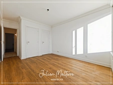 Bright 4-room apartment, 86 m2, SAINT-ETIENNE, 2 bedrooms (possibility of 3), garage and cellar