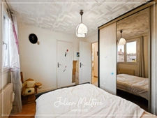 LA RICAMARIE - Ground floor 2-bedroom apartment of 52.83 m², cellar and large garage