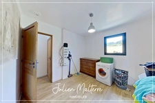 Recent house of 170 m² on 2100 m² of preserved land, 7 rooms, 5 bedrooms including dressing room, 85 m² garage in MAROLS (42)