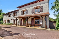 Grande maison familiale de 330 m² Carrez sur 1400 m² de terrain - 4 chambres, sous-sol complet et combles aménagés