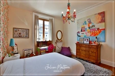 A 1920s bourgeois house with 210 m² of living space and outbuildings, 6 bedrooms, in the heart of St-Etienne