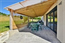 Recent house of 170 m² on 2100 m² of preserved land, 7 rooms, 5 bedrooms including dressing room, 85 m² garage in MAROLS (42)