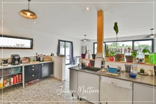 St-Just-St-Rambert, architect-designed house, 147 m², 4 bedrooms, double garage on a 985 m² plot