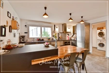 SAINT ETIENNE (42) - Exceptionnel LOFT de 165 m² avec 5 chambres et garage - Quartier Tréfilerie