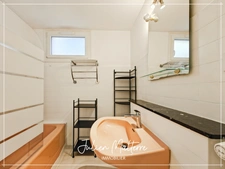 Bright 4-room apartment, 86 m2, SAINT-ETIENNE, 2 bedrooms (possibility of 3), garage and cellar