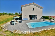Recent house of 170 m² on 2100 m² of preserved land, 7 rooms, 5 bedrooms including dressing room, 85 m² garage in MAROLS (42)