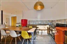 SAINT ETIENNE (42) - Exceptionnel LOFT en triplex de 265 m² avec 7 chambres, bureau, terrasse avec jardin et 2 garages - Quartier Tréfilerie