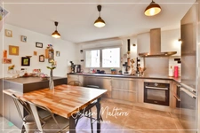 SAINT ETIENNE (42) - Exceptionnel LOFT de 165 m² avec 5 chambres et garage - Quartier Tréfilerie